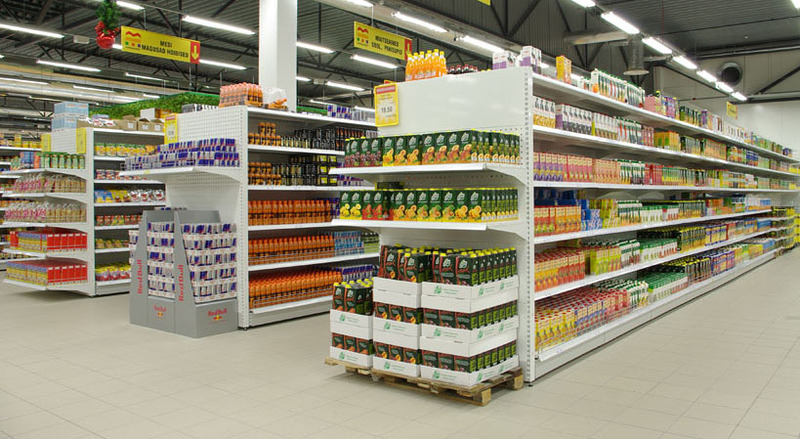 veikala plaukti pārtikas veikala aprīkojumā